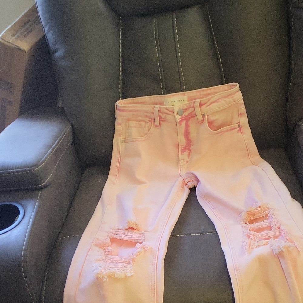 Pink Distressed Womens Risen Jeans! NEVER WORN, ONLY WASHED!